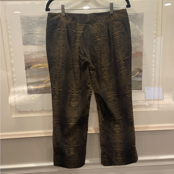 Etcetera 6 Cute Fun Flirty Animal Print Cuffed Capris - Picture 3 of 4